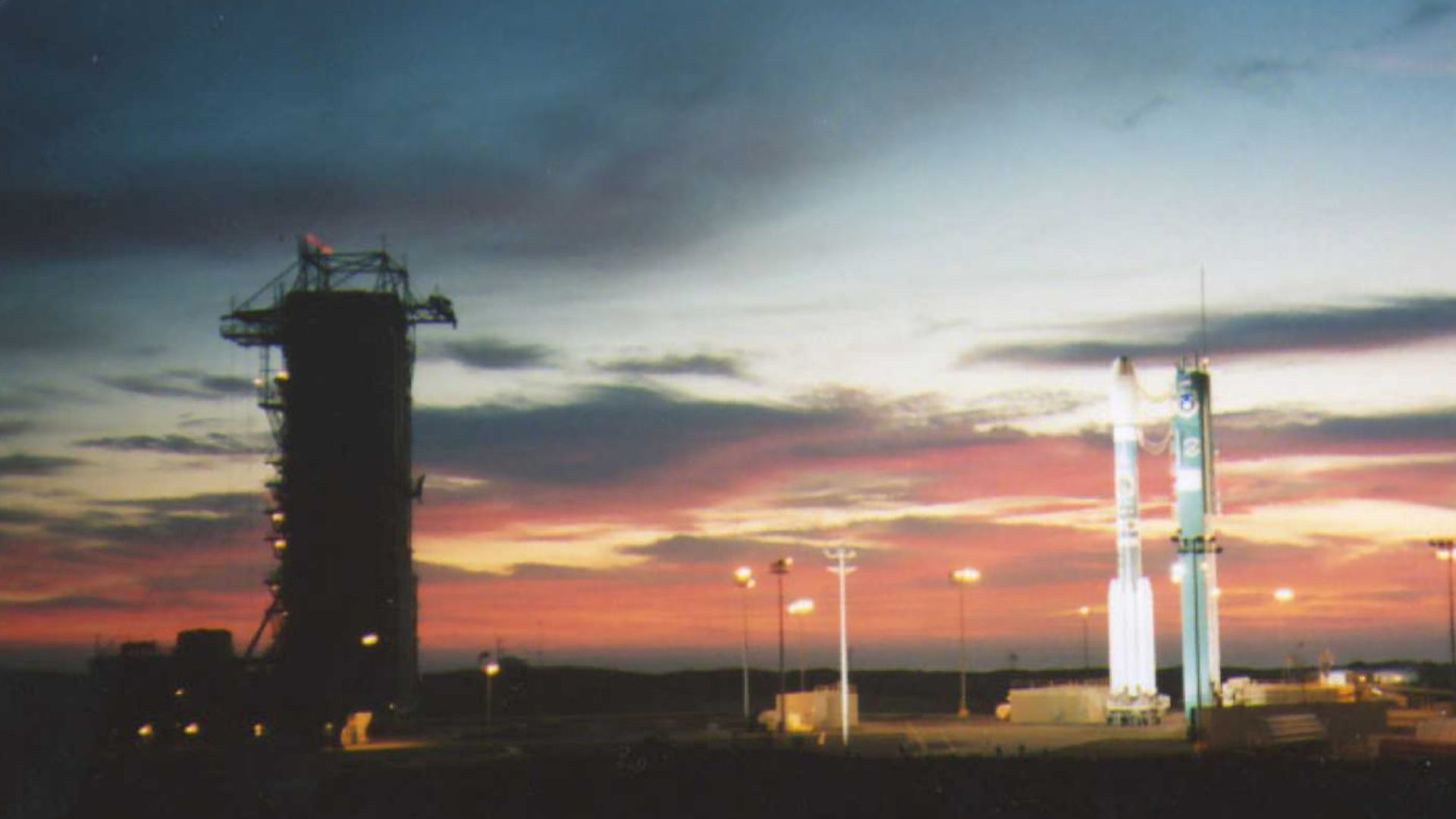 Opsendelsen af Ørsted-satellitten fra Vandenberg-rumbasen i Californien i 1999